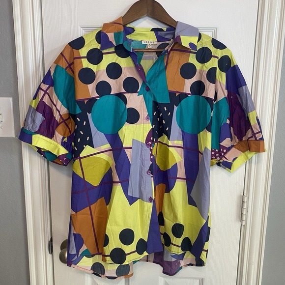 JODIFL Tops - Jodifl Blouse Top Shirt Short Sleeve Geometric Print Multi Women's Medium NWT